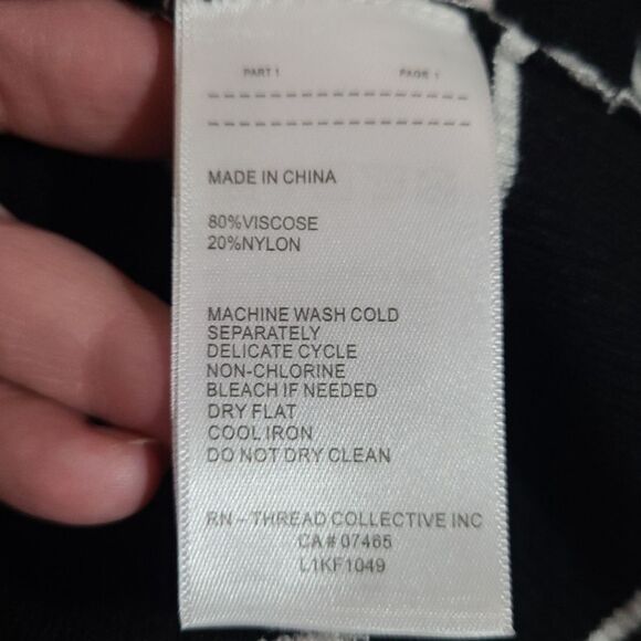 Laundry By Shelli Segal Striped Rib‎ Ruffle Sweater - Picture 6 of 6